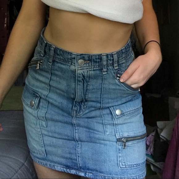 FREE PEOPLE JEAN SKIRT COOL POCKET DETAILING - Picture 2 of 8